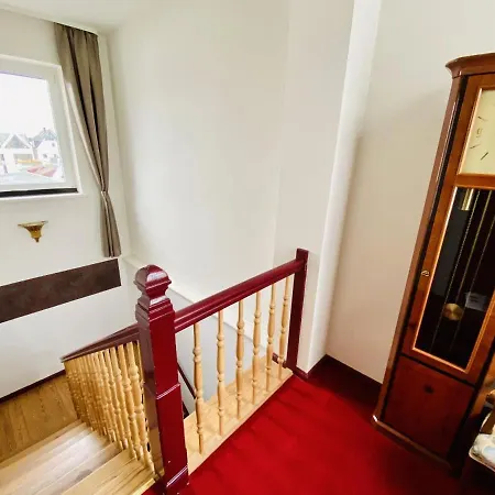 Doppelzimmer Dinner, Direkt Am Alten Strom بيت للعطل *